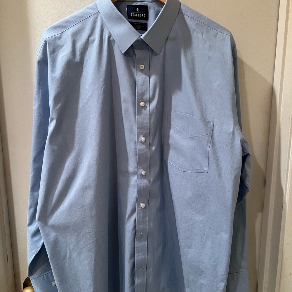 Stafford Men's Light Blue Dress Shirt